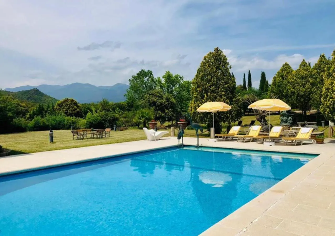 Masia Mimosa Darnius Apartamento