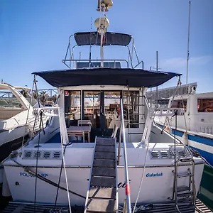 Spacious&charming Boat In Port Forum Hotel en barco