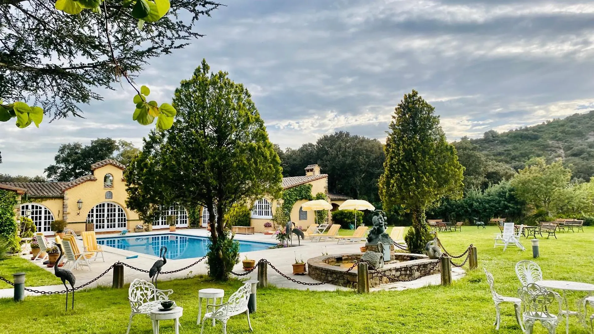Masia Mimosa Darnius Spanje
