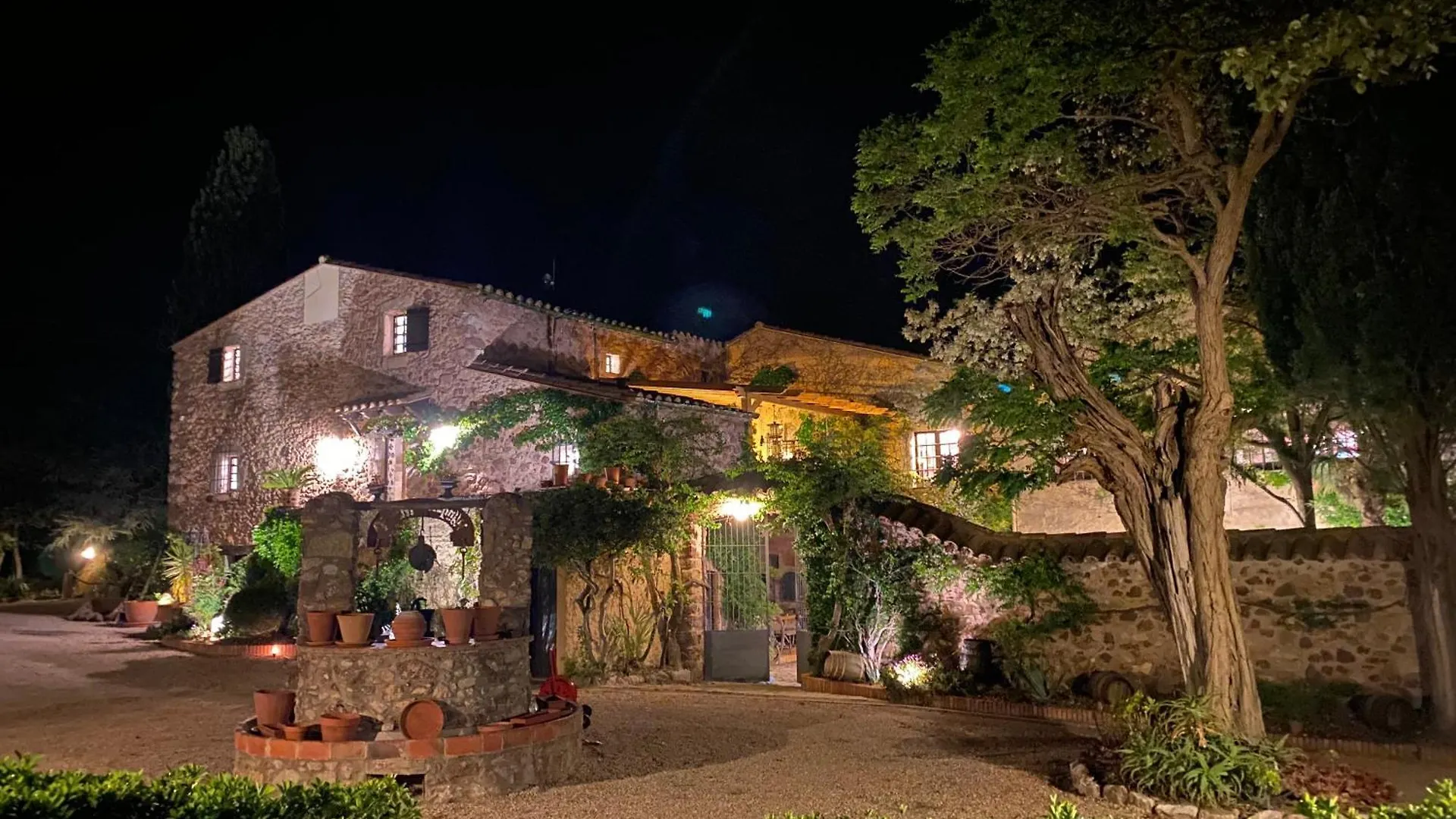 Appartement Masia Mimosa Darnius Spanje